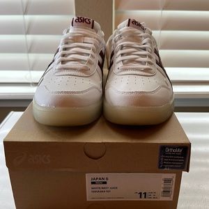 ASICS WHITE/BEET JUICE